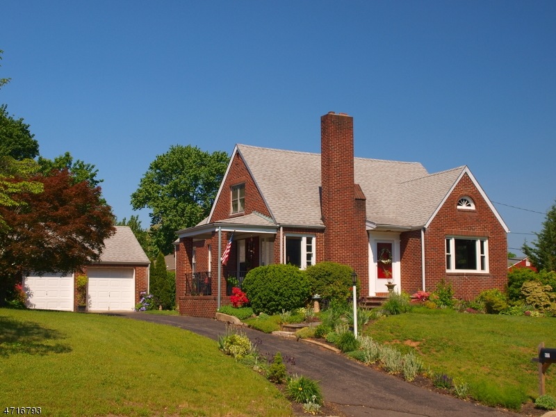 977 1st Ave, Raritan, NJ 08869 - photo 1