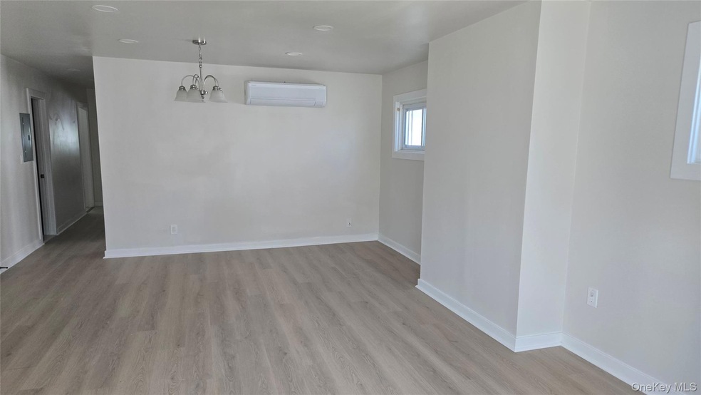 48 S Clinton St unit 1, Poughkeepsie, NY 12601 - photo 1