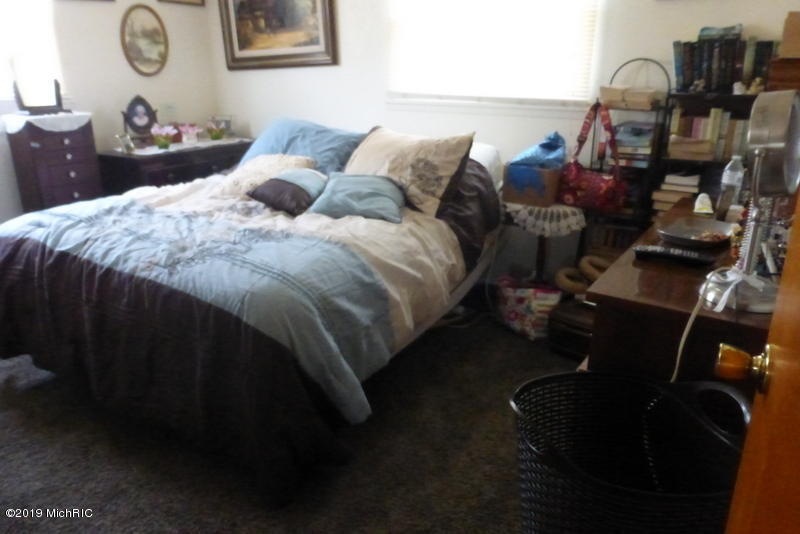 2437 Rebecca Ln, Niles, MI 49120 - photo 1