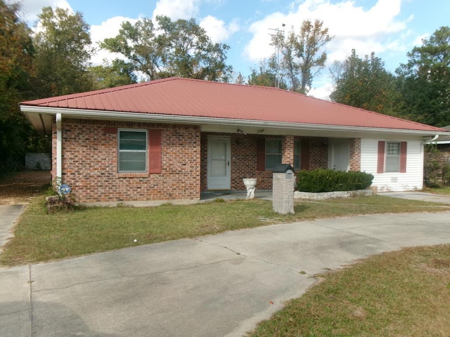 1102 Jackson Landing Rd, Picayune, MS 39466 - photo 1