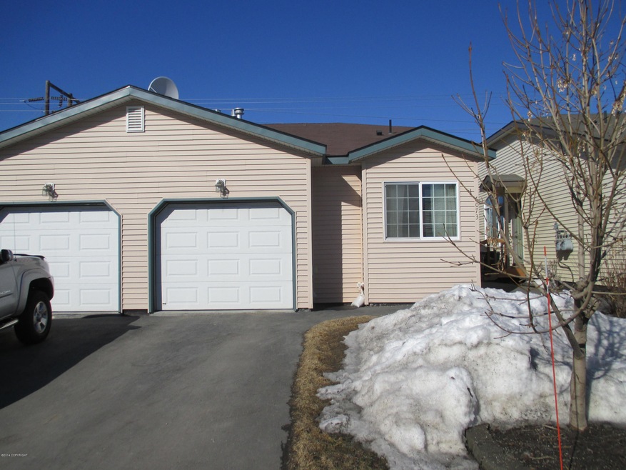 6073 Spruce Meadows Loop 001