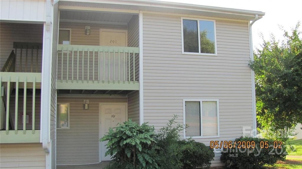 1696 Eagles Place unit F201, Rock Hill, SC 29732 - photo 1