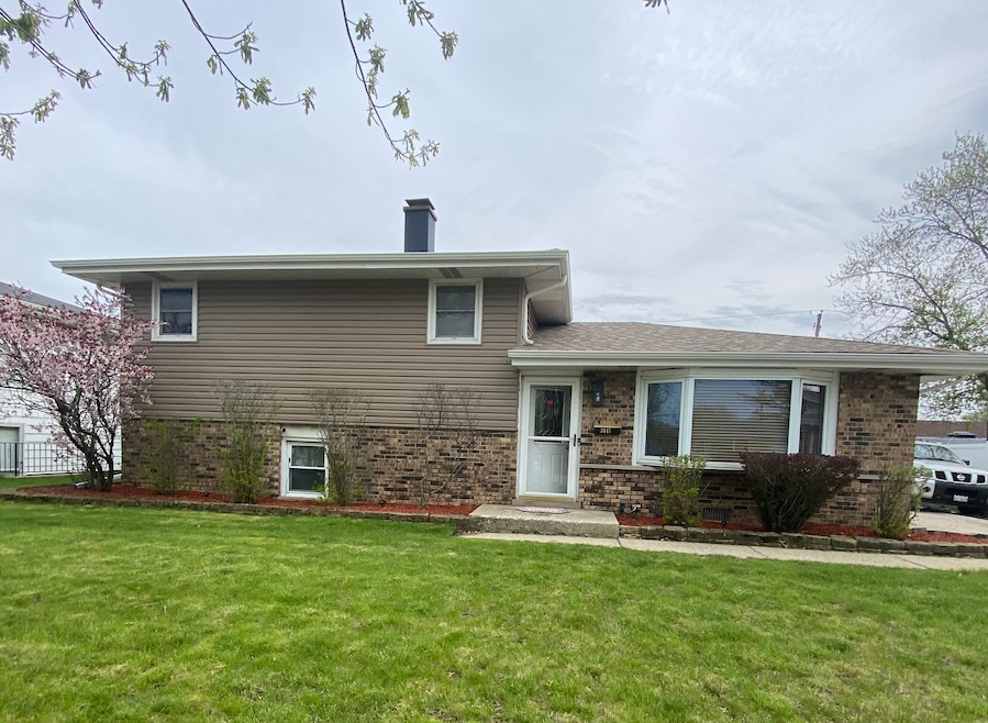 3445 190th Place, Lansing, IL 60438 - photo 1