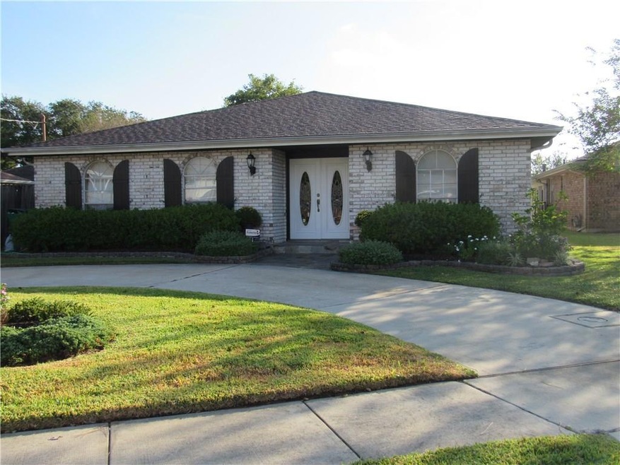 1705 Persimmon Ave, Metairie, LA 70001 - photo 1