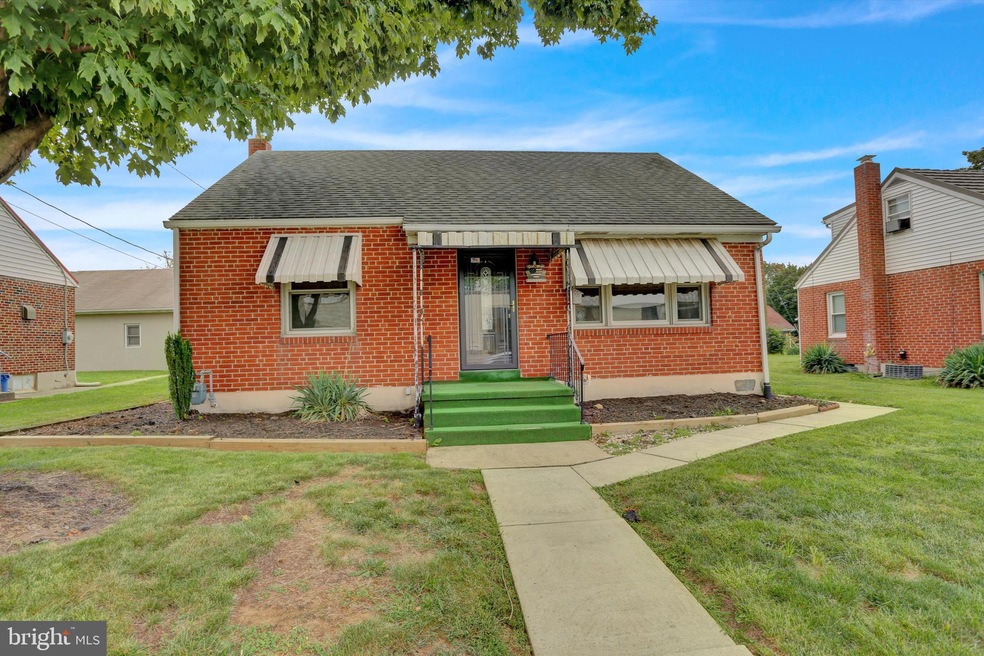 504 Euclid Ave, Temple, PA 19560 - photo 1