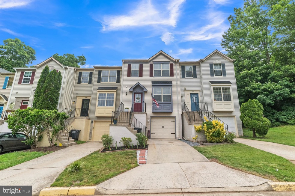 8492 Charnwood Ct, Manassas, VA 20111 - photo 1