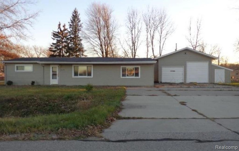 4615 9th St, Kimball, MI 48074 - photo 1