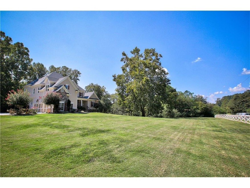 Fabulous setting on Prestigious Dorris Rd. Long ex