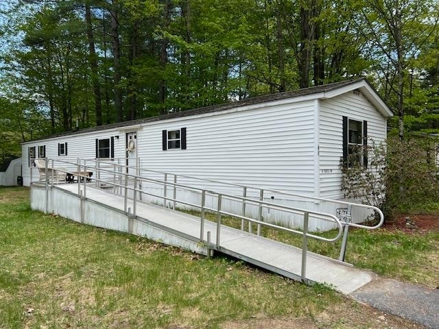 Metal Ramp for Easy Access.