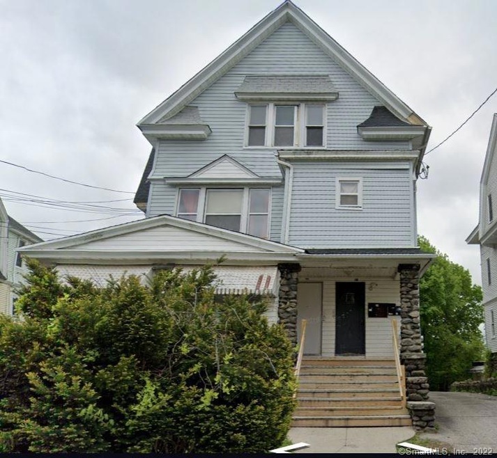 37 Elmwood Ave, Waterbury, CT 06710 - photo 1