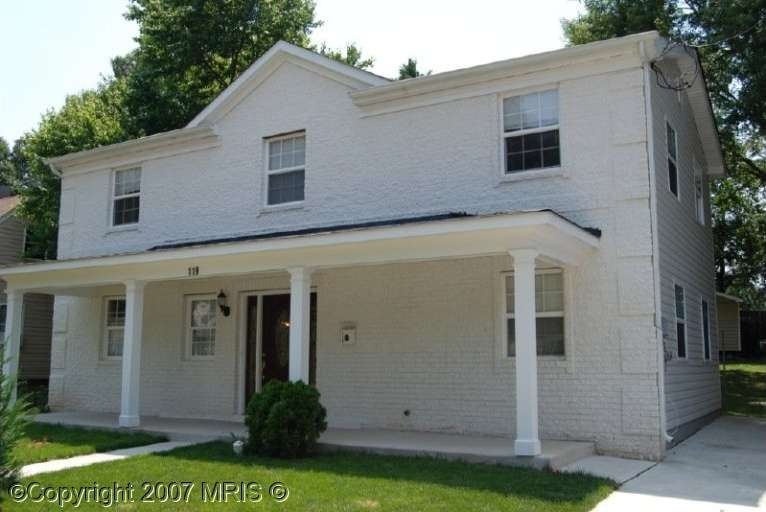 119 Courtney Dr, Manassas Park, VA 20111 - photo 1