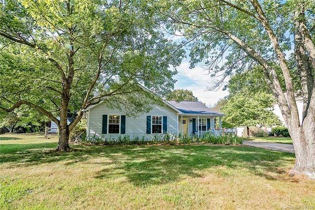 Welcome home to 16531 Glenfurness Drive, Huntersvi