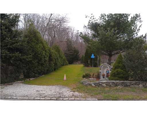 123 Birch Swamp Rd, Warren, RI 02885 - photo 1