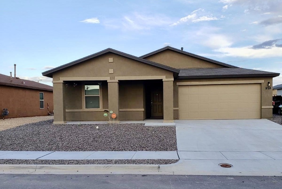 928 Talavera Dr, Horizon City, TX 79928 - photo 1