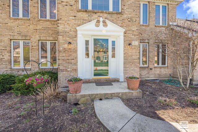 1812 Denison Rd, Naperville, IL 60565 - photo 1