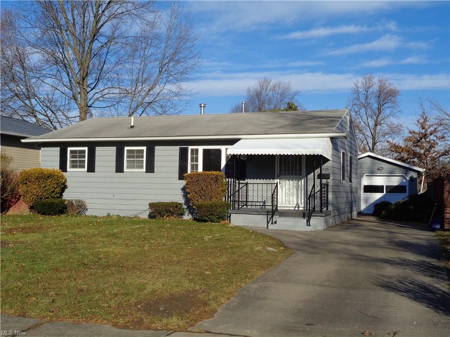 JUST LISTED! Move in condition 3 bedroom ranch hom