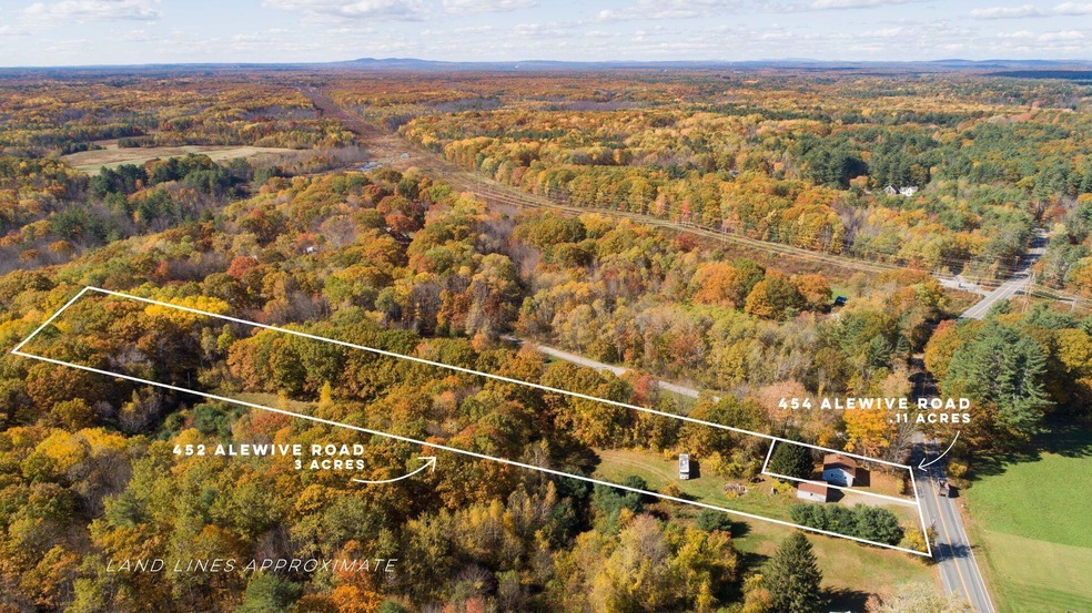452 & 454 Alewive Rd, Kennebunk