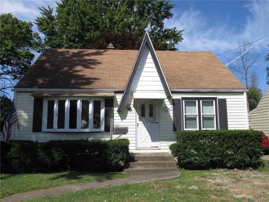 676 Nash Rd, North Tonawanda, NY 14120 - photo 1