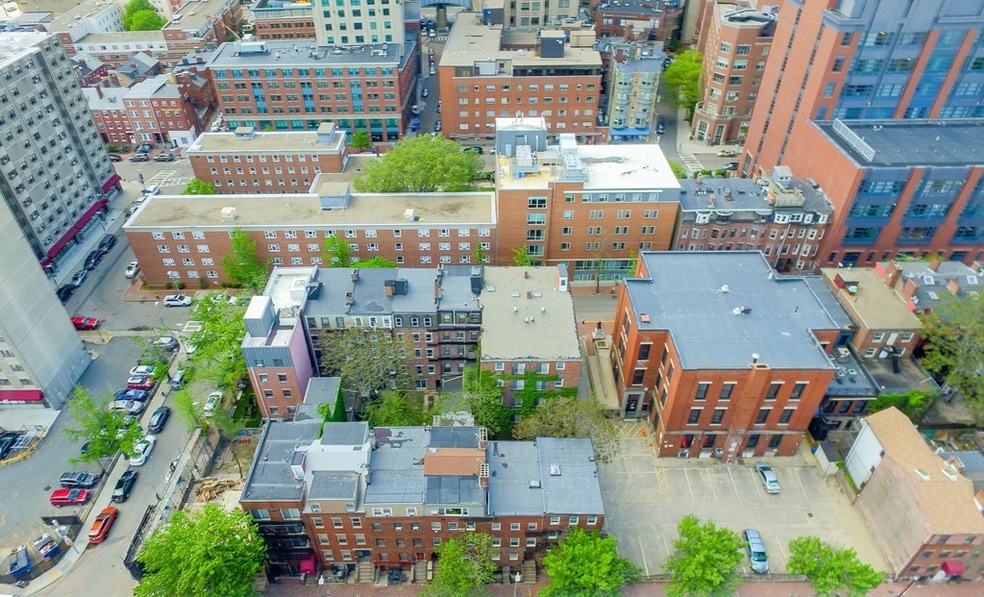 93 Hudson St unit G, Boston, MA 02111 - photo 1