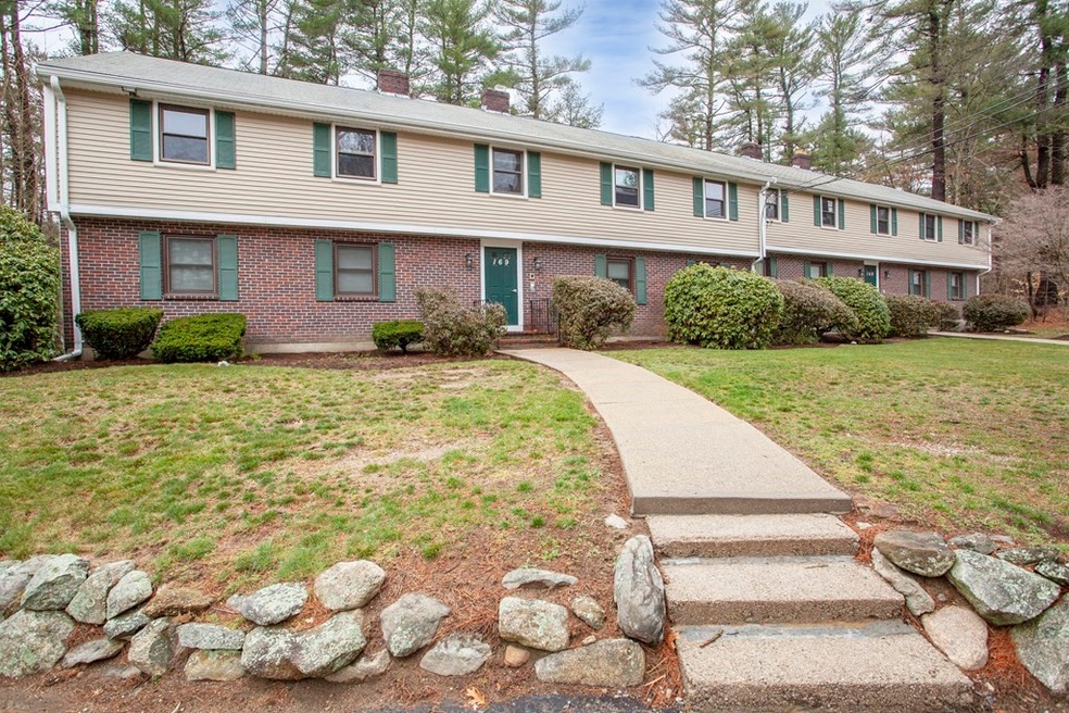 169 Norton Ave unit 1, South Easton, MA 02375 - photo 1
