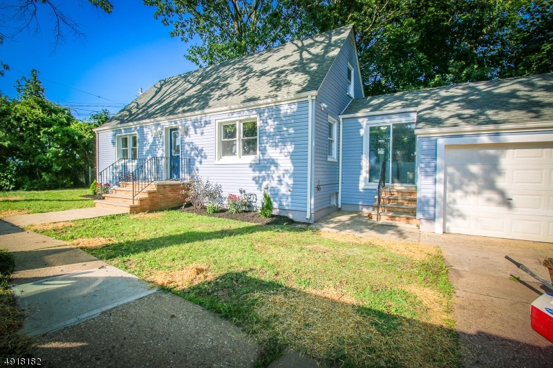 1095 Voorhees St, Hillside, NJ 07205 - photo 1