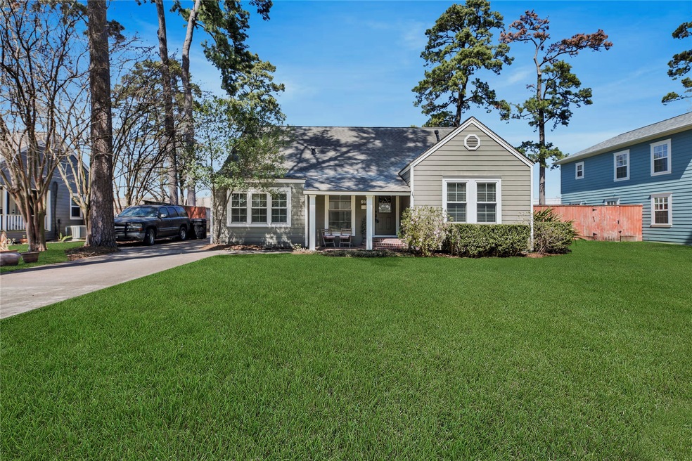 516 W 34th St, Houston, TX 77018 - photo 1