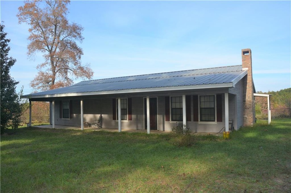3 Bedroom, 2 Bath Home, approximately 1550 square 