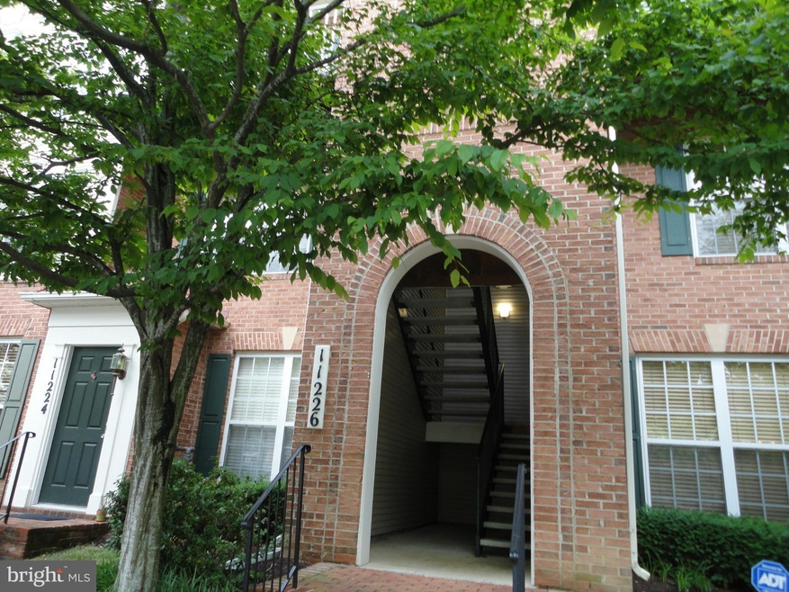 11226 Edson Park Place unit 21, Rockville, MD 20852 - photo 1