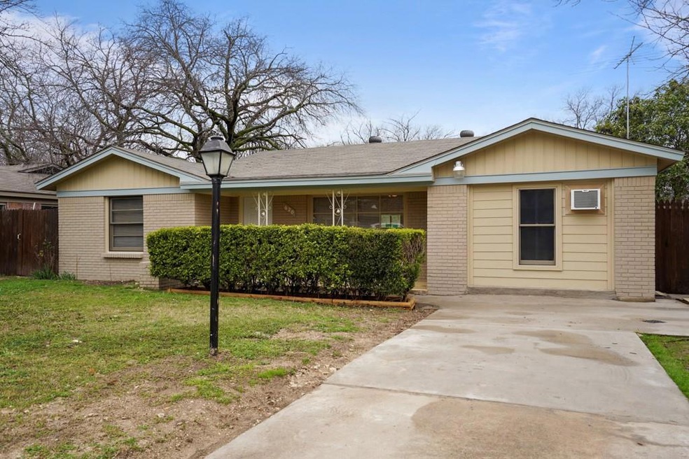 620 June Dr, Fort Worth, TX 76108 - photo 1