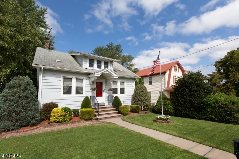 82 Sadler Rd, Bloomfield, NJ 07003 - photo 1