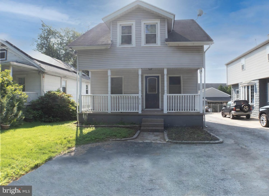 315 E Dutton Mill Rd, Brookhaven, PA 19015 - photo 1