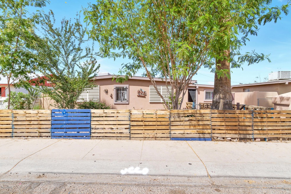 832 E Carson Rd-2894