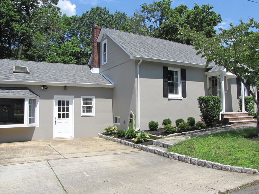 8 Oak Street