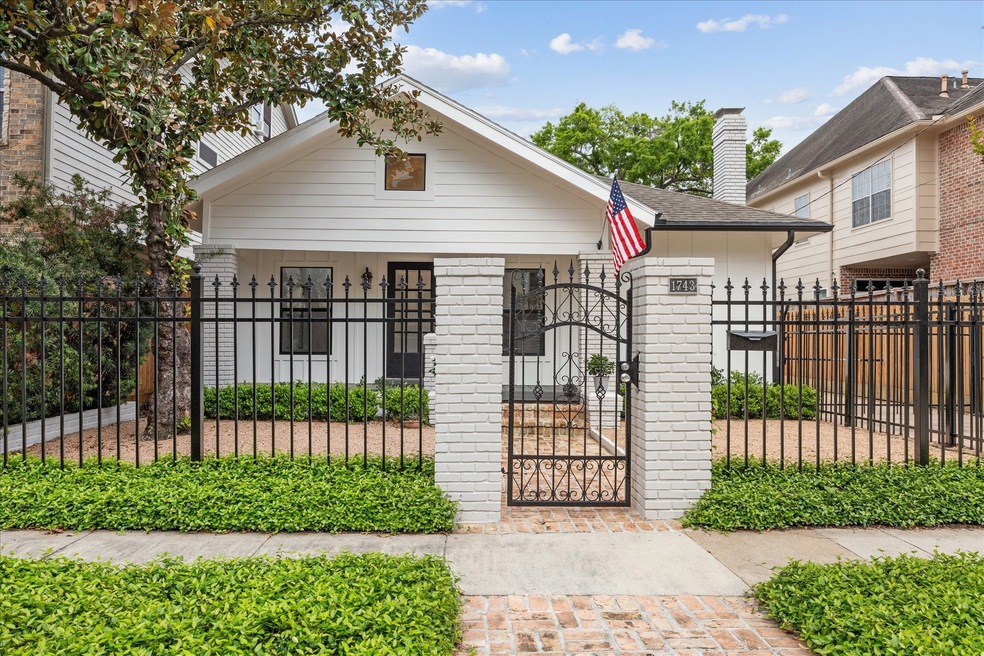 1743 Michigan St, Houston, TX 77006 - photo 1
