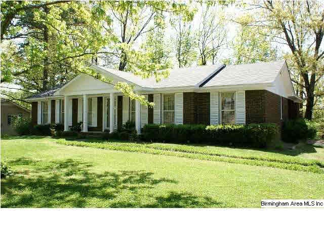 Front view showing large front yard