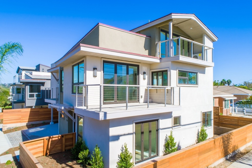 225 Hemlock Ave, Carlsbad, CA 92008 - photo 1