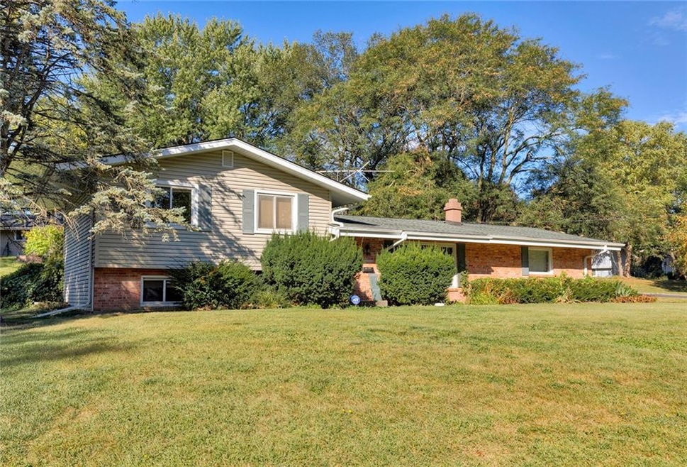 5002 SW 16th St, Des Moines, IA 50315 - photo 1