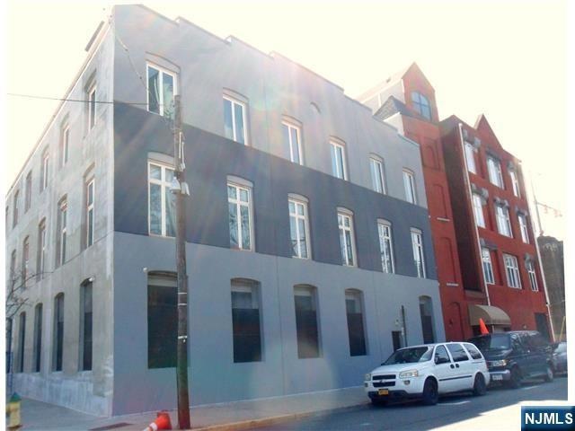 308 Passaic Ave unit 4, Harrison, NJ 07029 - photo 1