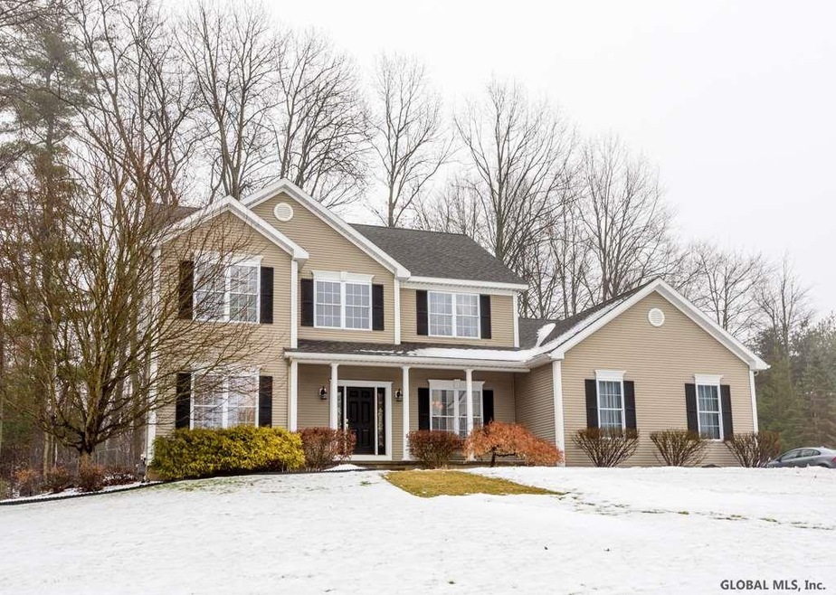 21 Fife Dr, Slingerlands, NY 12159 - photo 1