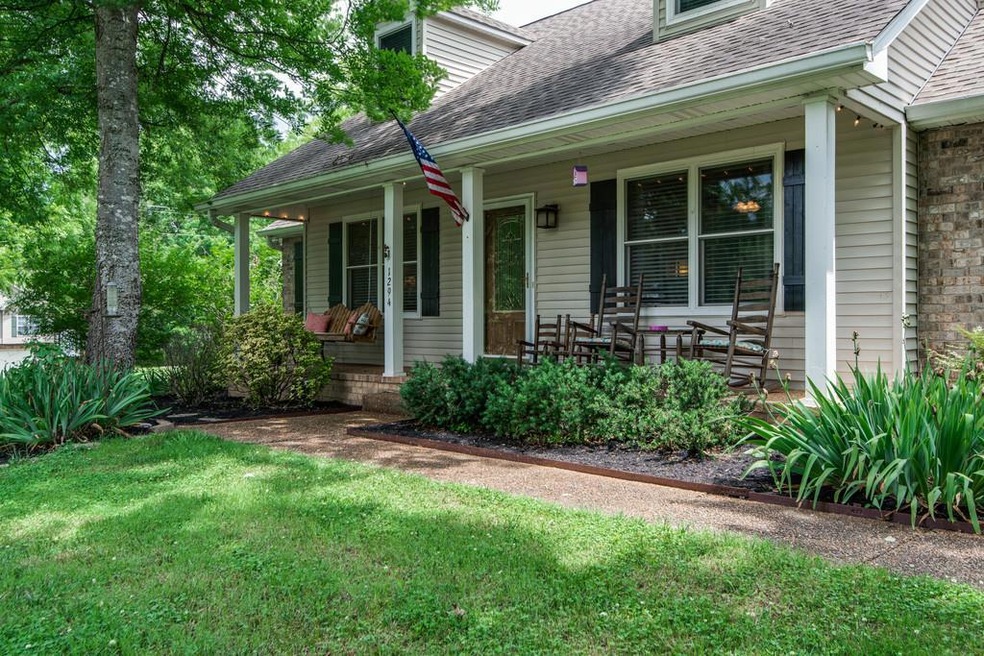 Welcome to 1294 Countryside Road