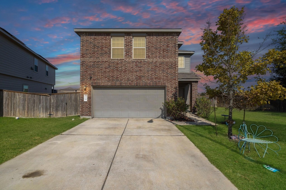 428 Major Lee Ln, Jarrell, TX 76537 - photo 1