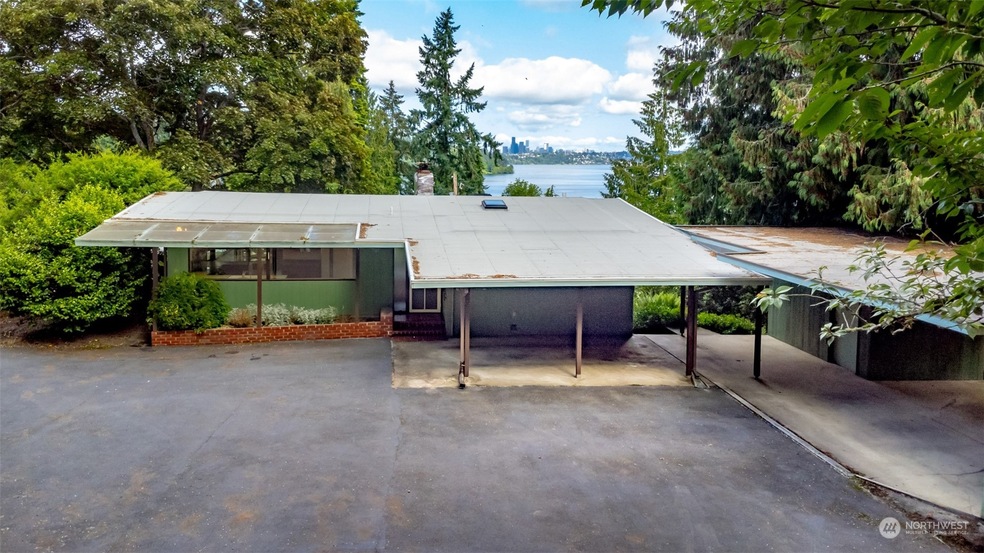 8020 SE 57th St, Mercer Island, WA 98040 - photo 1