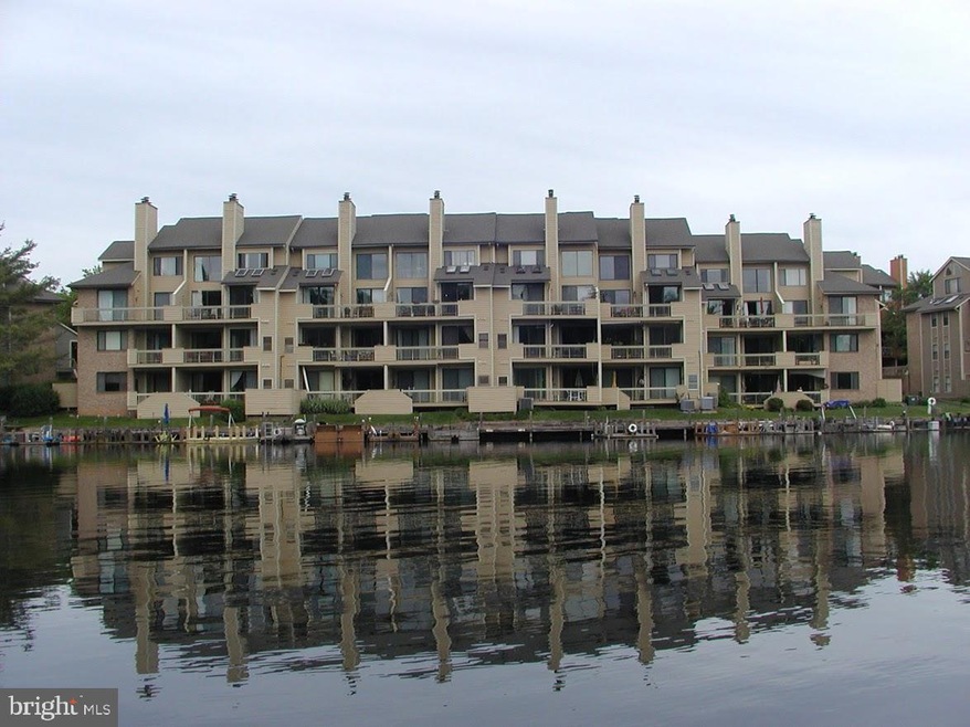11242 Harbor Ct unit 1242, Reston, VA 20191 - photo 1