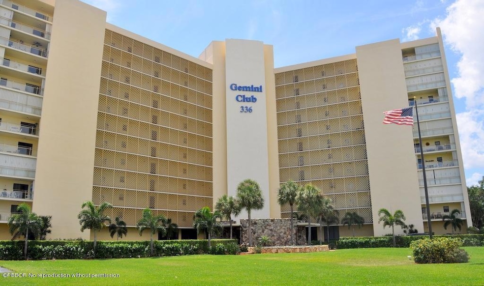 Gemini Club Front 074