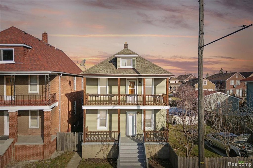 1983 Belmont St, HamtraMcK, MI 48212 - photo 1