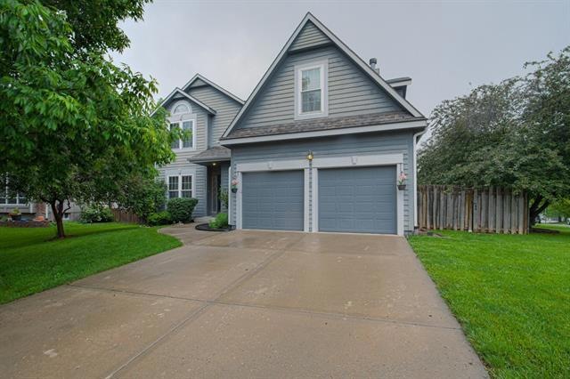 21606 W 52nd St, Shawnee, KS 66226 - photo 1