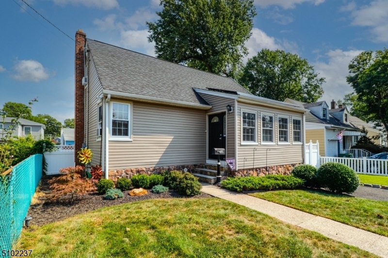 50 Berlant Ave, Linden, NJ 07036 - photo 1