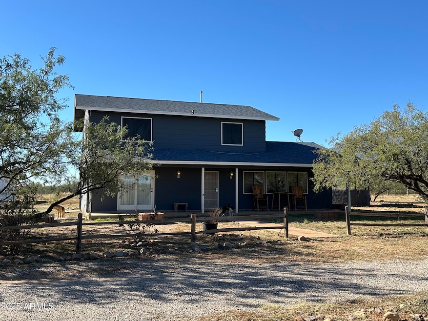 5751 S Red Tail Ln, Hereford, AZ 85615 - photo 1
