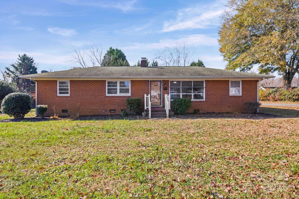 1703 E Perry St, Gastonia, NC 28054 - photo 1