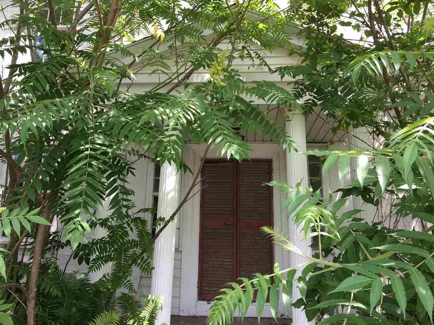 255 N Main St, Saint Albans, VT 05478 - photo 1